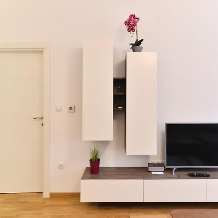 Neo Apartment Novi Sad Exterior photo